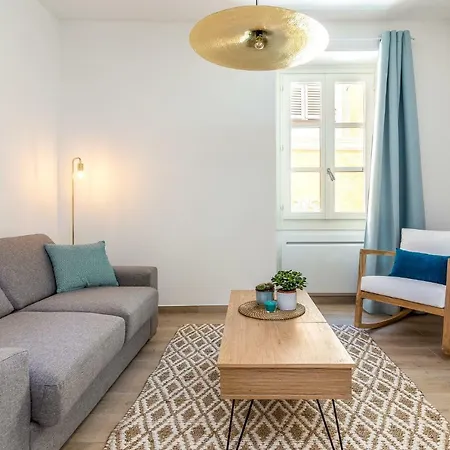 Cosy Basilique Apartment Menton